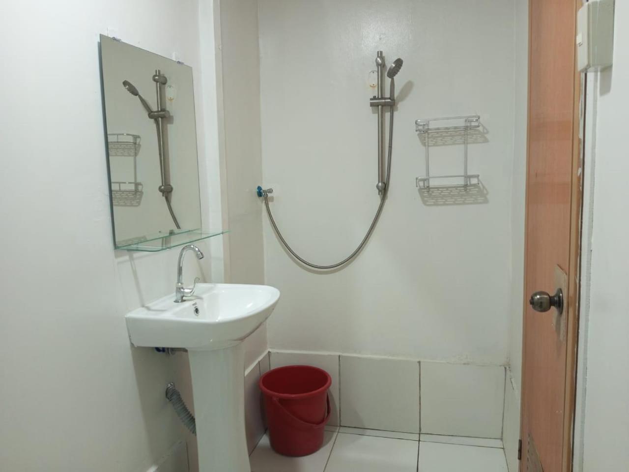 Sun Valley Backpackers Inn El Nido Bagian luar foto